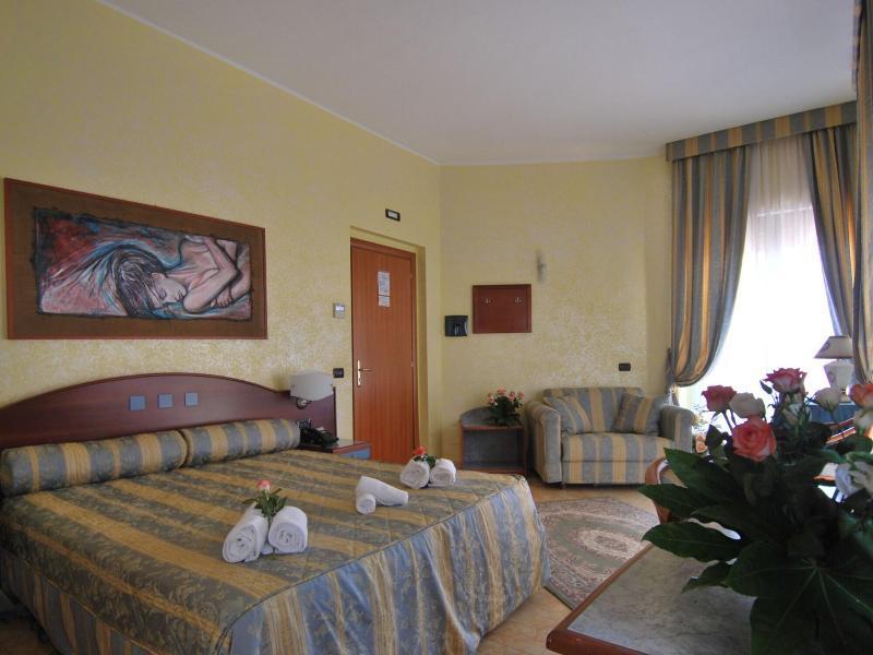 Hotel San Giuseppe - Cityhotel Catanzaro Extérieur photo