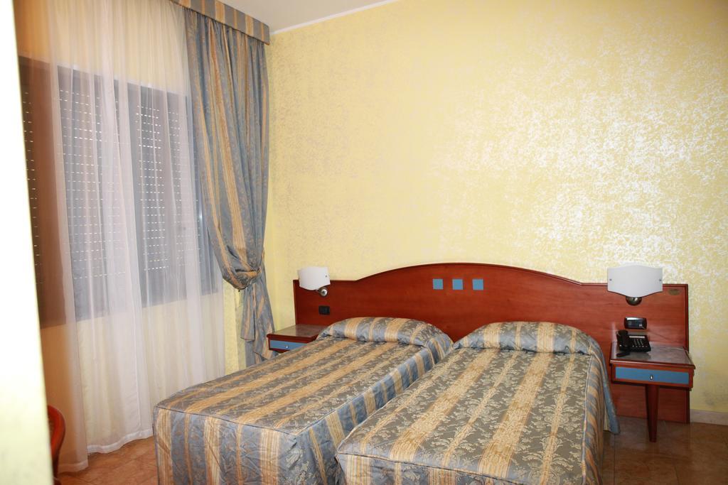 Hotel San Giuseppe - Cityhotel Catanzaro Chambre photo