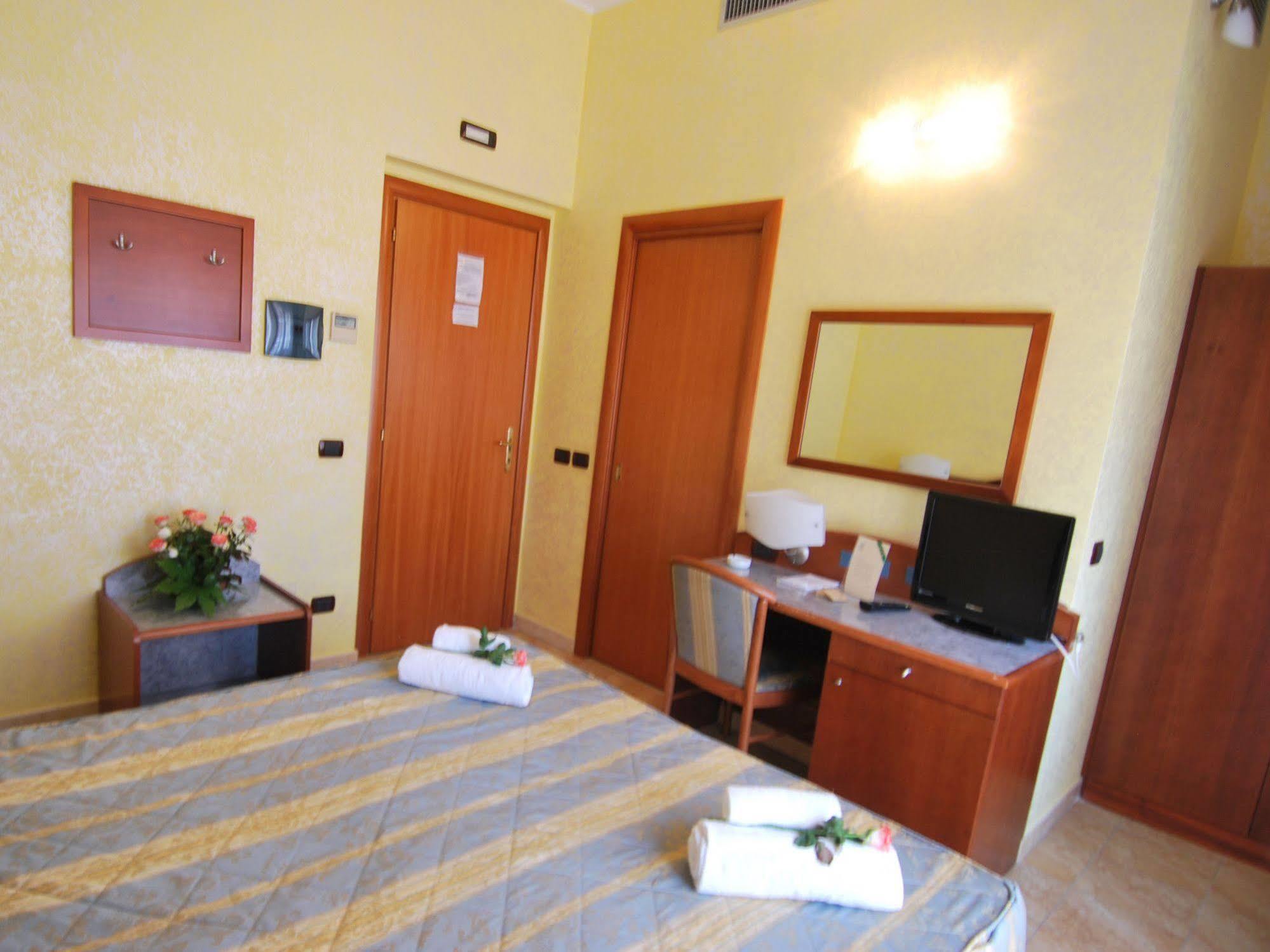 Hotel San Giuseppe - Cityhotel Catanzaro Extérieur photo